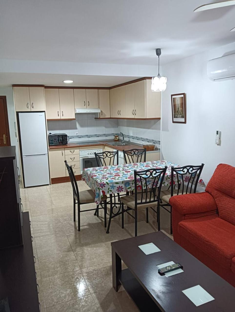 Apartamento Junto A La Playa การ์โบเนรัส ภายนอก รูปภาพ