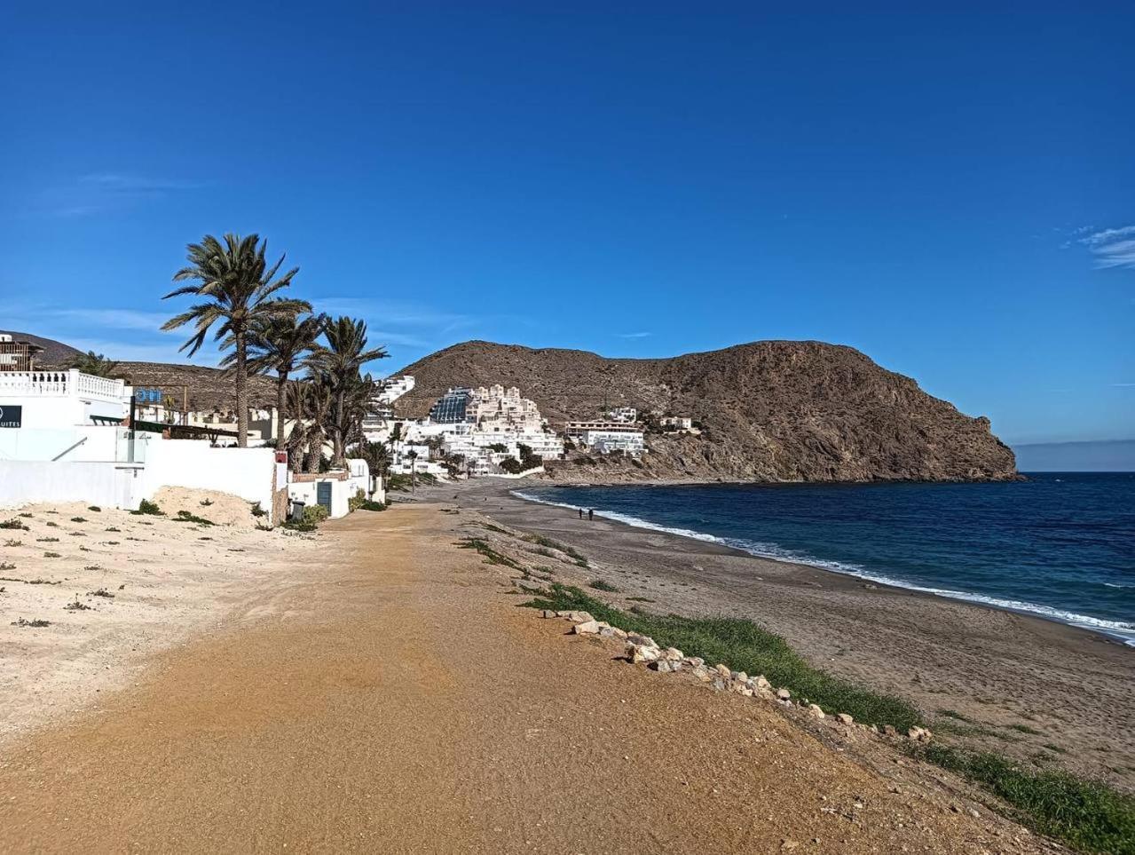 Apartamento Junto A La Playa การ์โบเนรัส ภายนอก รูปภาพ