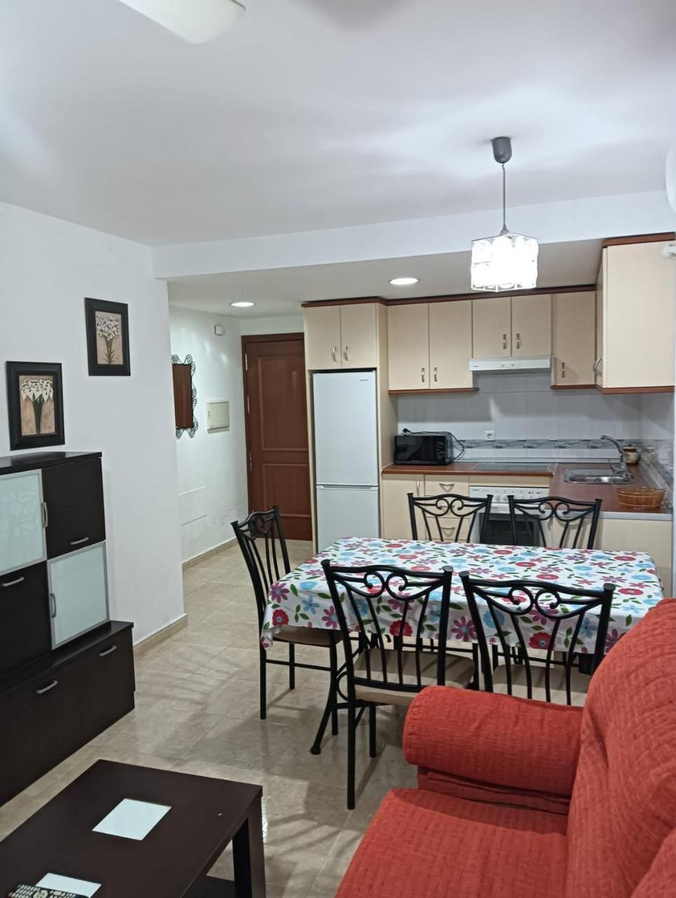 Apartamento Junto A La Playa การ์โบเนรัส ภายนอก รูปภาพ
